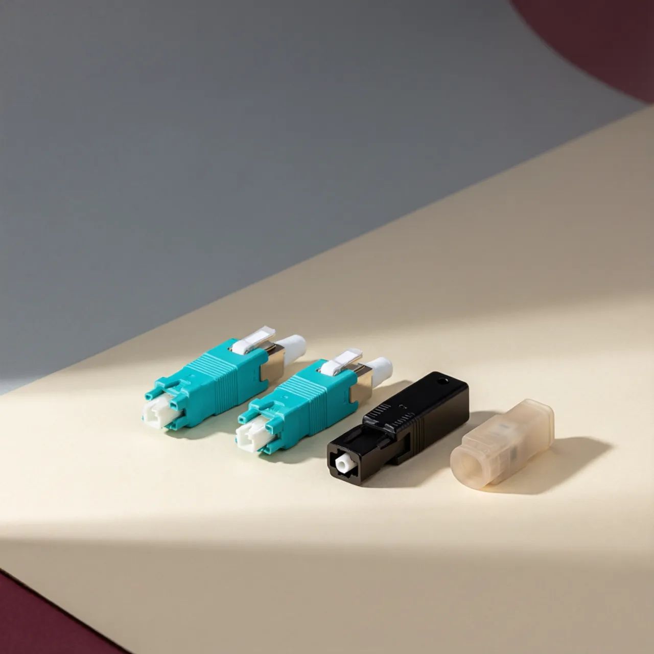 Glasfaser-Adapter & Steckverbinder