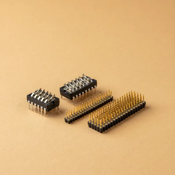 Elektronische Bauteile & Schalter