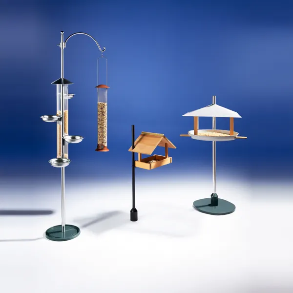 Vogelfutterstellen & Futterhäuschen