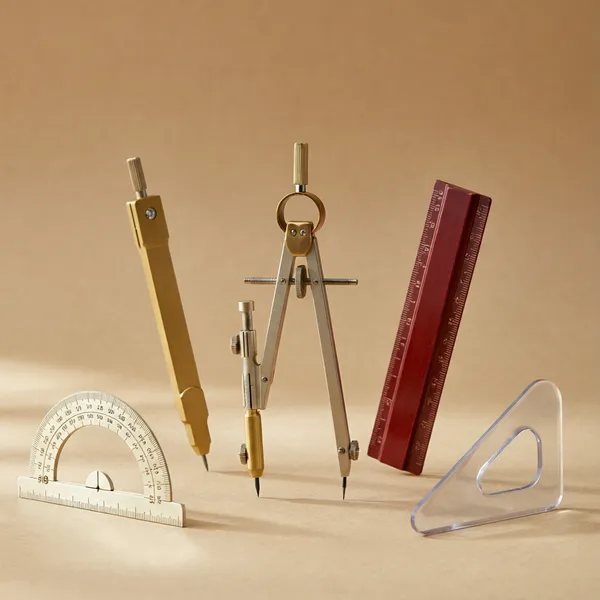 Zeichenwerkzeuge & Geometriebedarf