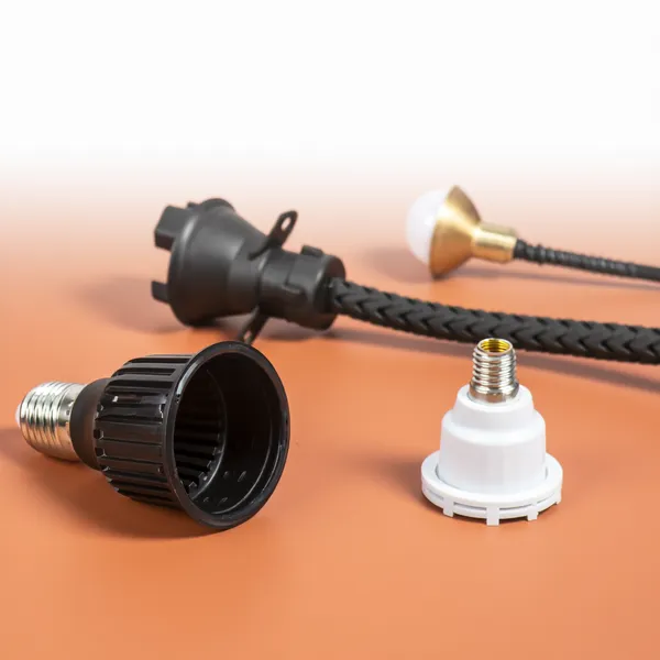 Lampenfassungen & Adapter