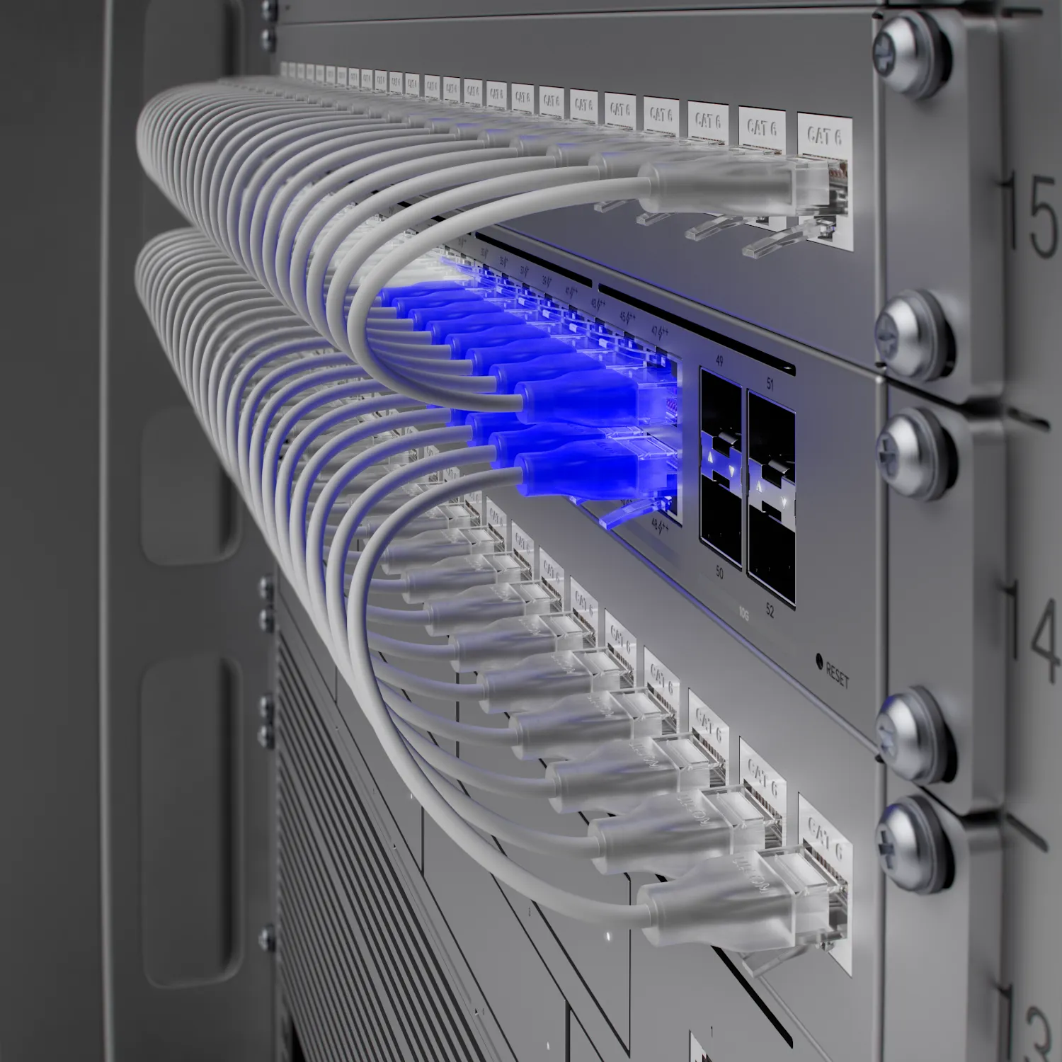 Ubiquiti UniFi Switch USW-Pro-Max-48-POE mit 720W PoE++ im Serverrack mit blauen Ethernet-Kabeln und weiterer Ubiquiti UniFi Switch USW-Pro-Max-48-POE mit 720W PoE++ im Serverrack mit blauen Ethernet-Kabeln und weiterer
