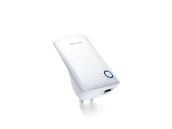 TP-Link TL-WA850RE WLAN-Repeater weiß mit WPS-Taste, Signal- und Ethernet-LEDs sowie Steckkontakten für die Wandmontage.