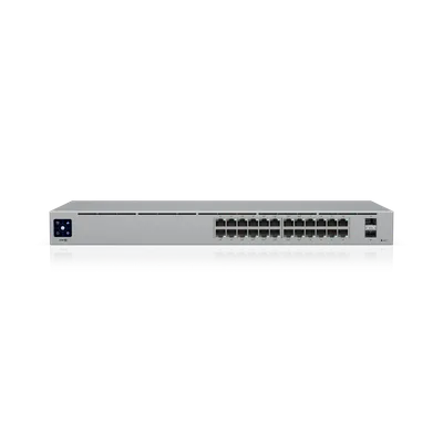 UBIQUITI USW-24-POE-EU Netzwerk-Switch mit 24 PoE-Ports und 2 SFP-Anschlüssen in silbernem Rackmount-Gehäuse vor schwarzem