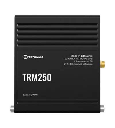 4G-LTE модем Teltonika TRM250 чёрного цвета с рифлёной верхней панелью, логотипом, разъёмом антенны и маркировкой 4G-LTE модем Teltonika TRM250 чёрного цвета с рифлёной верхней панелью, логотипом, разъёмом антенны и маркировкой