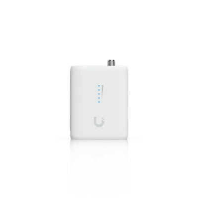 Puente inalámbrico Ubiquiti UDB-IoT N300 para interiores con luces LED azules y conector de antena en fondo negro reflejado. Puente inalámbrico Ubiquiti UDB-IoT N300 para interiores con luces LED azules y conector de antena en fondo negro reflejado.