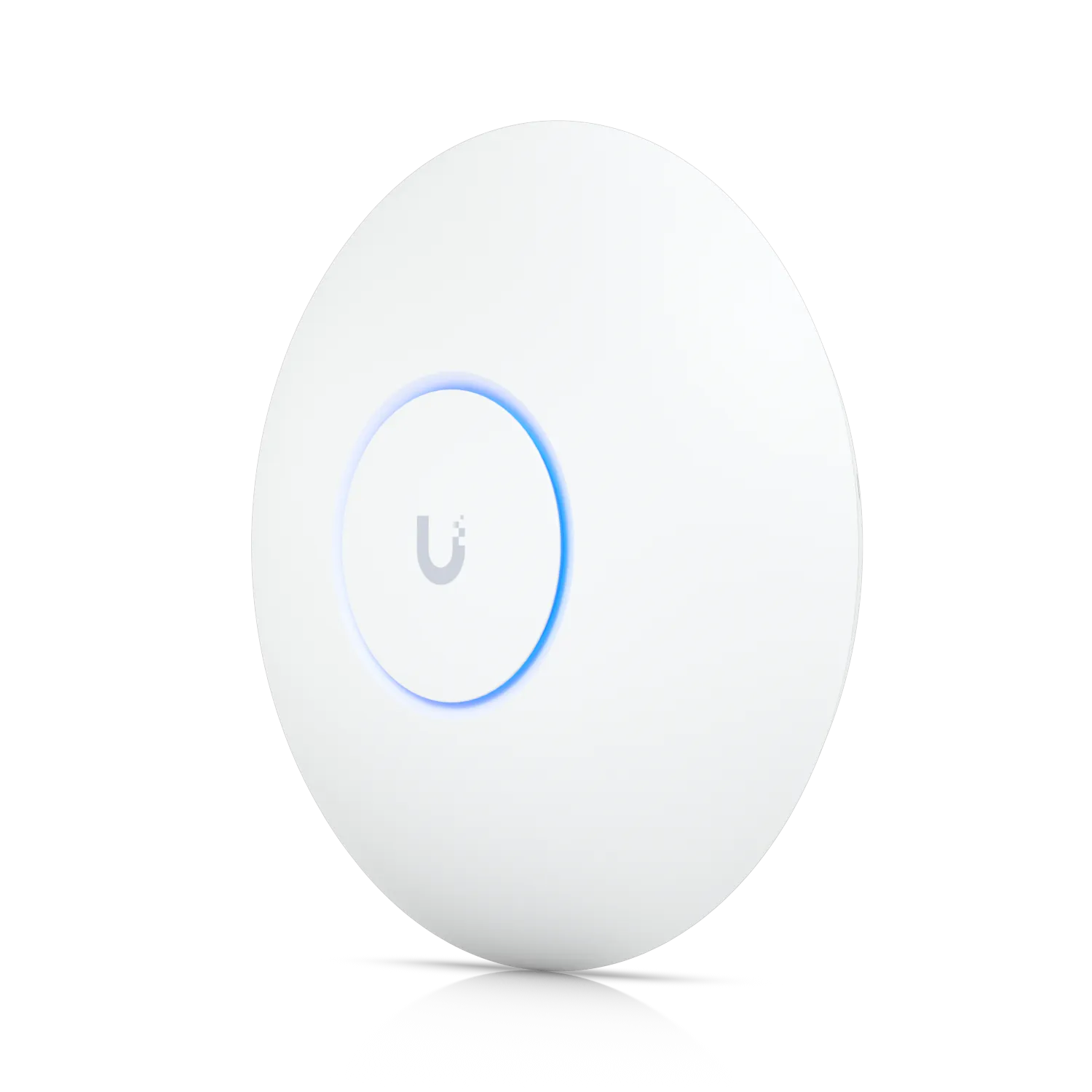 Weißer kreisförmiger Ubiquiti UniFi AP U7-PRO Access Point mit grauem U-Logo und blau leuchtendem LED-Ring leicht schräg