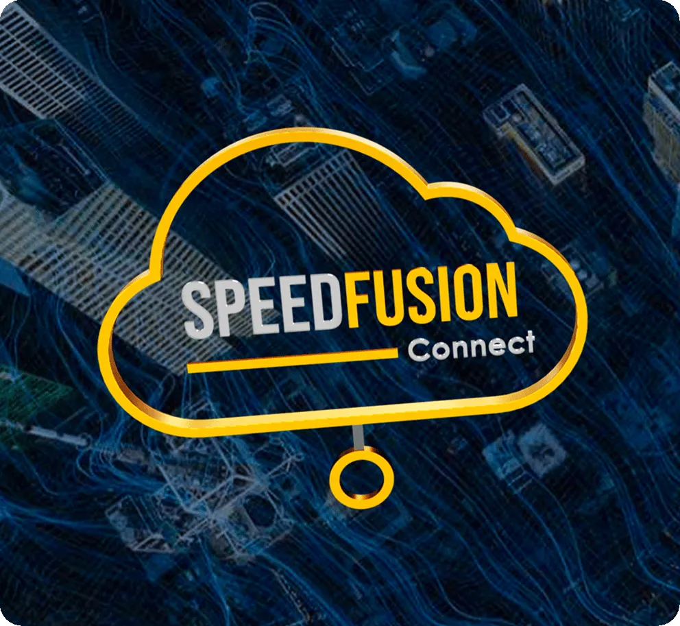 PrimeCare+ K (1-летний) логотип SpeedFusion Connect на фоне стилизованной карты города с сетевыми линиями для защиты данных.