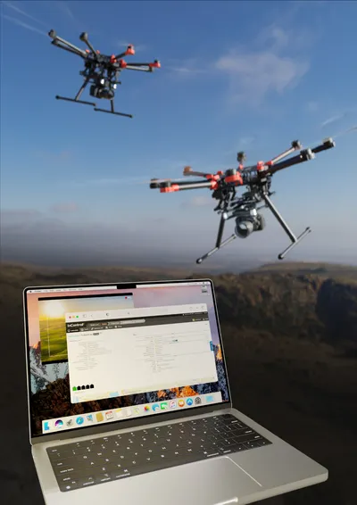BR2 Micro Drohnensteuerung mit InControl2-Software auf Laptop, zwei Industrie-Drohnen mit Kameras im Flug über hügeliger BR2 Micro Drohnensteuerung mit InControl2-Software auf Laptop, zwei Industrie-Drohnen mit Kameras im Flug über hügeliger