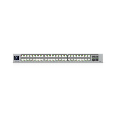 UniFi Enterprise Campus 48S Port Switch mit 48 RJ45-Ports, SFP+ und QSFP-Anschlüssen in vertikal gestapeltem Rack-Einsatz. UniFi Enterprise Campus 48S Port Switch mit 48 RJ45-Ports, SFP+ und QSFP-Anschlüssen in vertikal gestapeltem Rack-Einsatz.