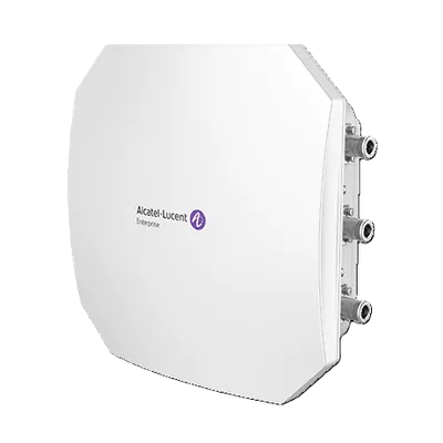 Punto de acceso OMNIACCESS STELLAR AP1331-RW de Alcatel-Lucent Enterprise en carcasa blanca con tres puertos de antena en Punto de acceso OMNIACCESS STELLAR AP1331-RW de Alcatel-Lucent Enterprise en carcasa blanca con tres puertos de antena en