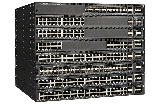 RUCKUS Networks switch full managed layer3 26 port o 24x poe bt o 24x 10 gbe o 12x poe bt o 2x qsfp+ o modular optional slot o 19" o