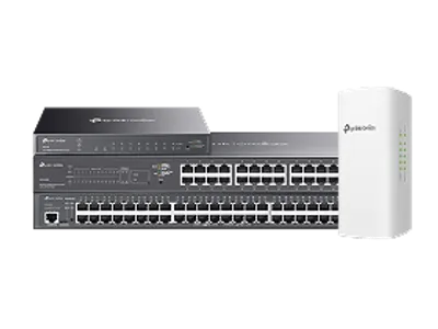Commutateur TP-Link MS108GP 8 ports Gigabit PoE+ avec d'autres équipements réseau sur fond noir pour configuration Commutateur TP-Link MS108GP 8 ports Gigabit PoE+ avec d'autres équipements réseau sur fond noir pour configuration