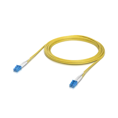 Ubiquiti OS2 Duplex LC UPC Glasfaser-Patchkabel 10m gelb mit blauen LC UPC-Steckern auf schwarzem Hintergrund gewickelt. Ubiquiti OS2 Duplex LC UPC Glasfaser-Patchkabel 10m gelb mit blauen LC UPC-Steckern auf schwarzem Hintergrund gewickelt.