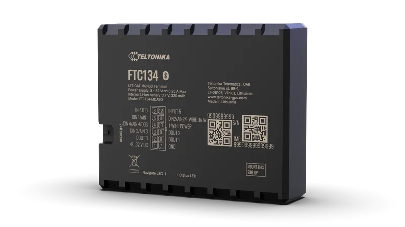 GPS-трекер Teltonika FTC887 чёрного цвета с логотипом, QR-кодом и схемой подключения на корпусе для мониторинга транспорта.
