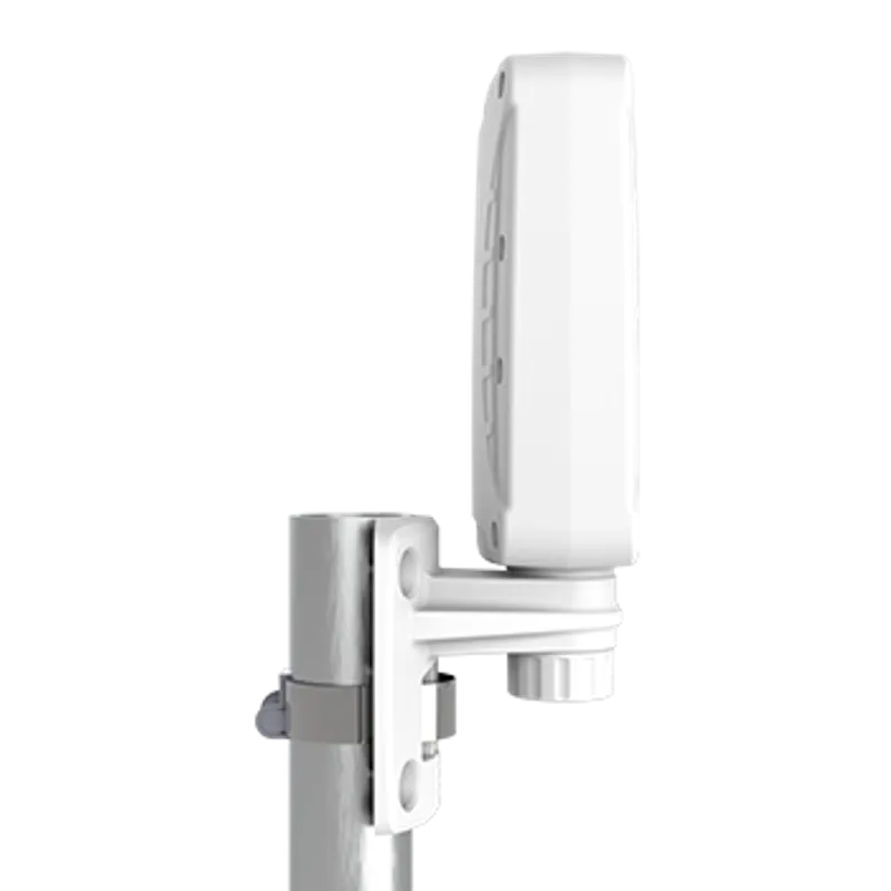 Poynting · Antennen · 5G/LTE · Mast/Wand · A-XPOL-0002-V3-03 · weiß · SMA (M) · 11dbi Flat-MIMO · SMA M · 10m Kabel