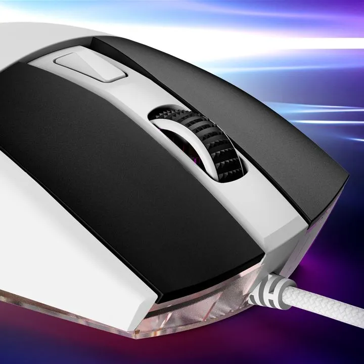 Mouse da gaming Sharkoon SGM35 bianco con 6 tasti, 6400 DPI, pulsanti neri, rotella scanalata e cavo intrecciato su sfondo Mouse da gaming Sharkoon SGM35 bianco con 6 tasti, 6400 DPI, pulsanti neri, rotella scanalata e cavo intrecciato su sfondo