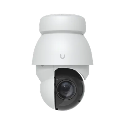 Weiße Ubiquiti UniFi AI PTZ Precision 4K-Überwachungskamera mit IR und IP66 im Außenbereich vor schwarzem Hintergrund.