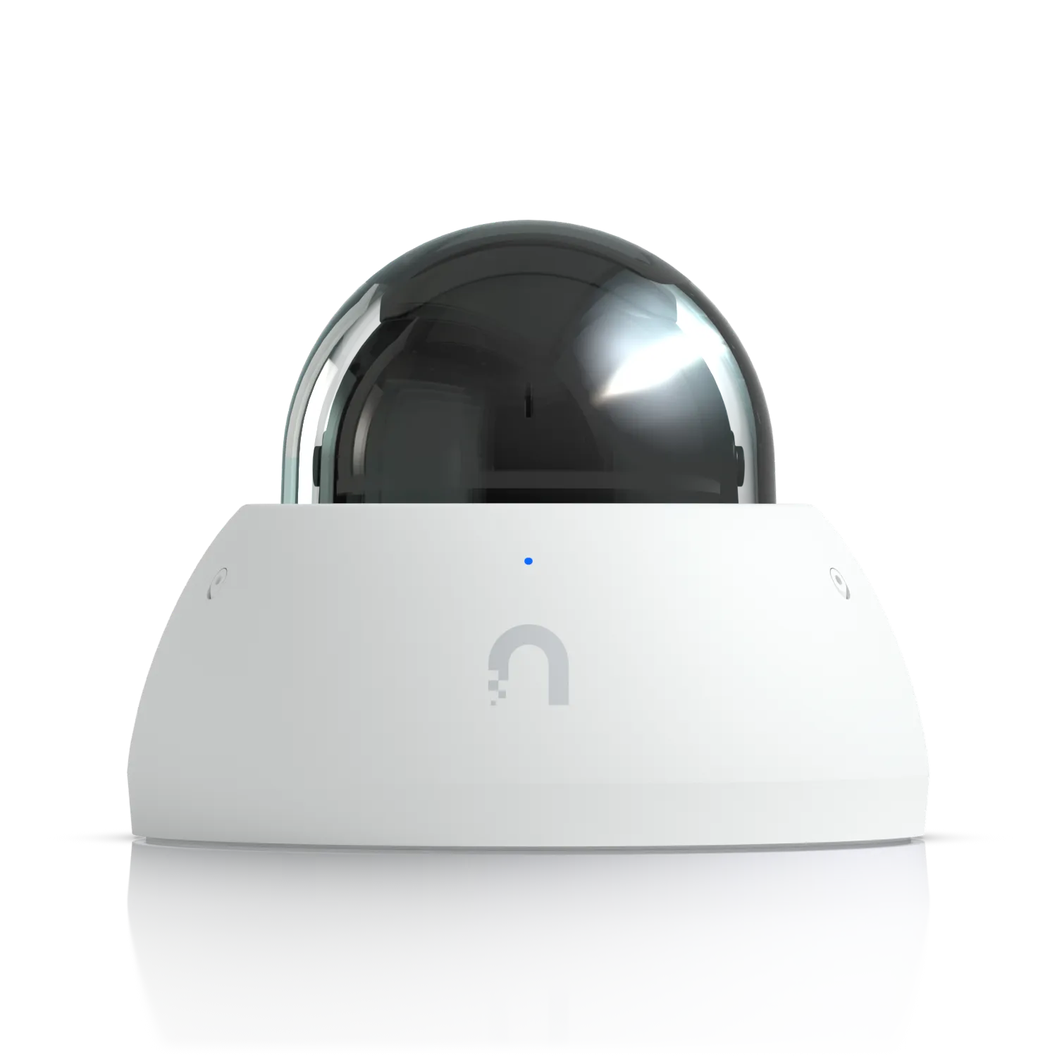 Ubiquiti UVC-AI-Dome 4K PoE-Kamera mit weißem Gehäuse, dunkler Kuppel und blauem LED-Indikator auf weißem Hintergrund. Ubiquiti UVC-AI-Dome 4K PoE-Kamera mit weißem Gehäuse, dunkler Kuppel und blauem LED-Indikator auf weißem Hintergrund.