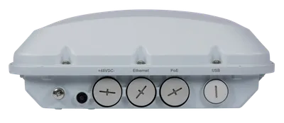 RUCKUS Networks T670SN WiFi7 Outdoor-Access-Point mit weißem Gehäuse, vier wasserdichten Kabeldurchführungen und RUCKUS Networks T670SN WiFi7 Outdoor-Access-Point mit weißem Gehäuse, vier wasserdichten Kabeldurchführungen und