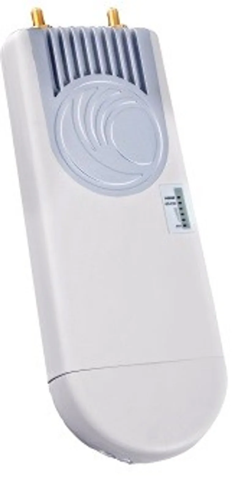Radio ePMP 1000 de 5 GHz con Sync ROW, unidad blanca con disipador estriado, conectores dorados y logo en ángulo para redes