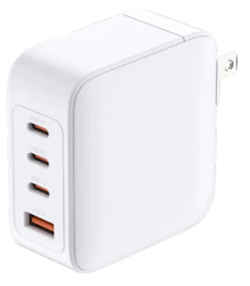 Cargador D-Link DCP-101/E 100W GaN blanco compacto con 3 puertos USB-C, 1 USB-A y enchufe trasero para carga rápida de