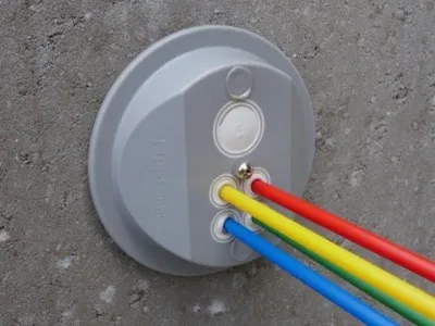 DELOCK RJ45 Netzwerkkabel Cat.6A S/FTP rechts gewinkelt 3m schwarz