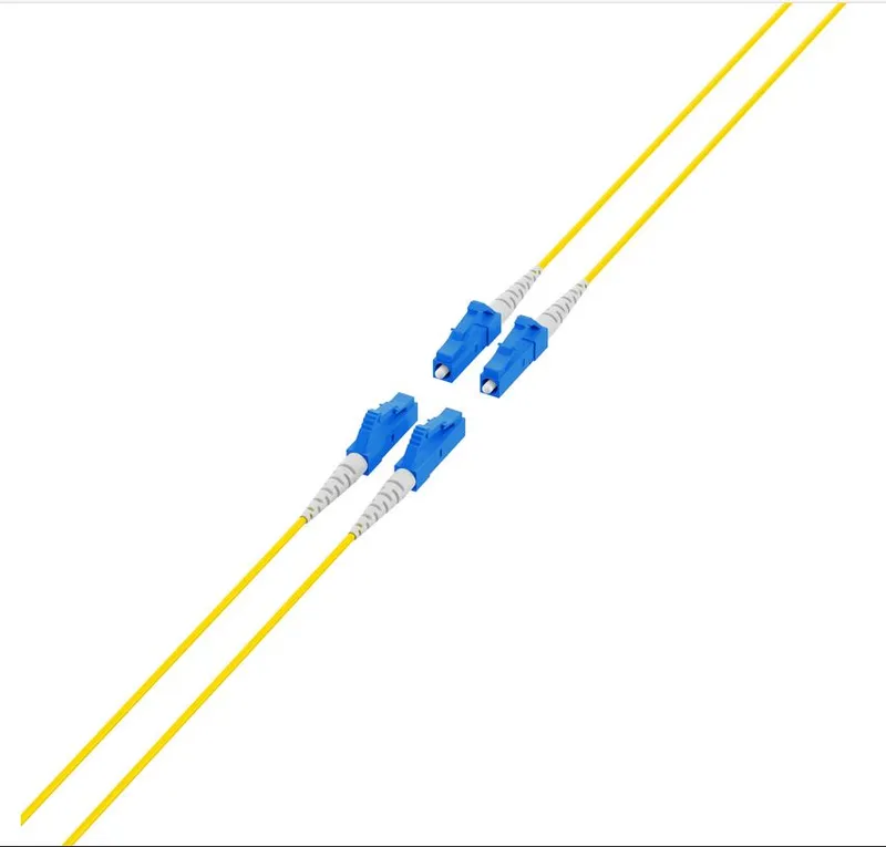 LWL-Kabel Trunkkabel U-DQ(ZN)BH 4G 9/125 LC/LC OS2 200m on drum with mirrored yellow fiber optic cables and blue LC