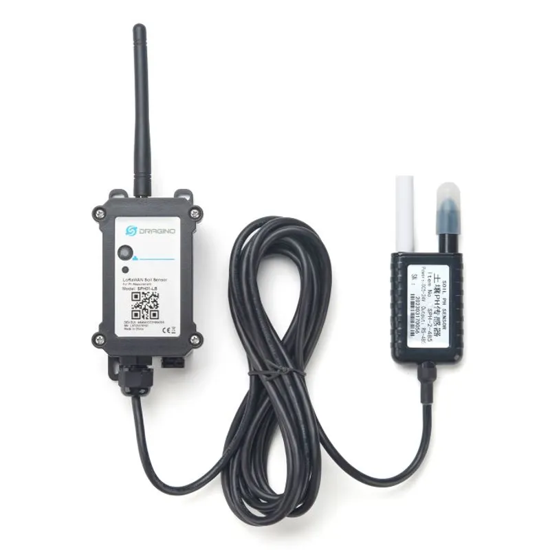 Sensor DRAGINO SPH01-LB-EU868 LoRaWAN con antena vertical y sonda pH conectada mediante cable para monitoreo de calidad de