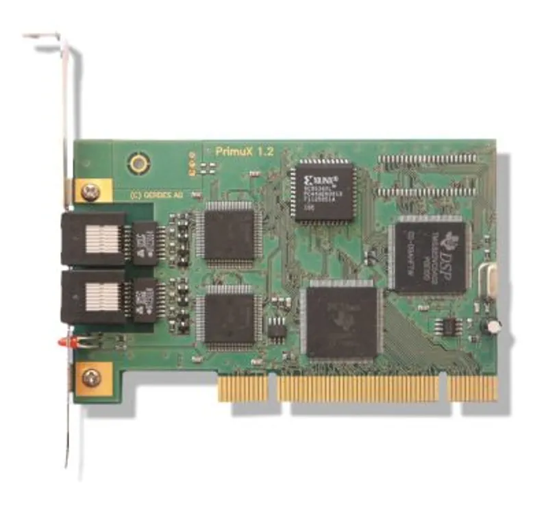 PCI-контроллер Gerdes PrimuX 2S2M/2PRI NT с зелёной платой расширения, двумя сетевыми портами на металлическом кронштейне и