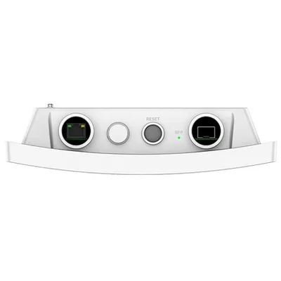 Grandstream WiFi-AccessPoint GWN7660ELR, pannello posteriore bianco con due porte circolari, pulsante di accensione, tasto