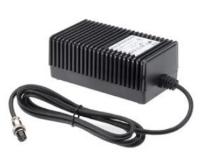 Зарядная станция Honeywell Netzteil 4-fach для CK3, CK65 с чёрным корпусом, радиаторами охлаждения и кабелем с круглым