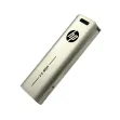 Chiavetta USB HP x796w 128GB argento con logo, capacità e connettore visibile in posizione diagonale.