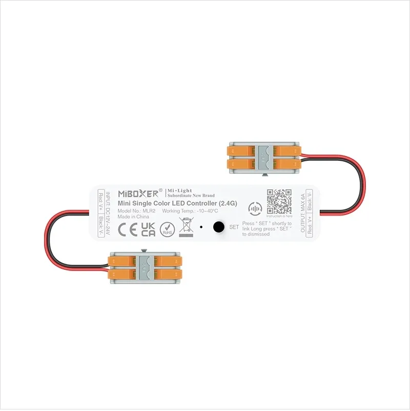 Contrôleur LED MiBoxer MLR2 mini mono-couleur 2,4G blanc avec bornes orange et fils rouge/noir connectés pour installation