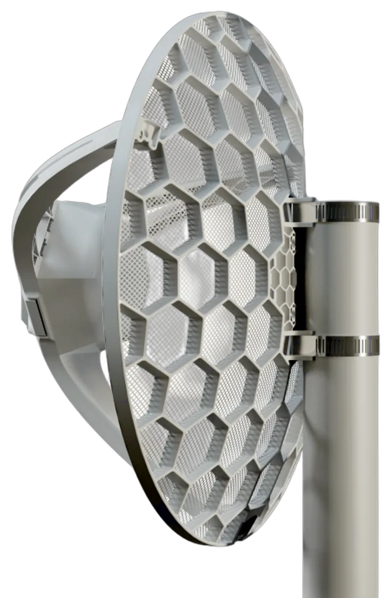 MikroTik LHG LTE18 Kit with 17dBi integrated antenna, 1x Gigabit PoE-in Port, LHGGM&EG18-EA