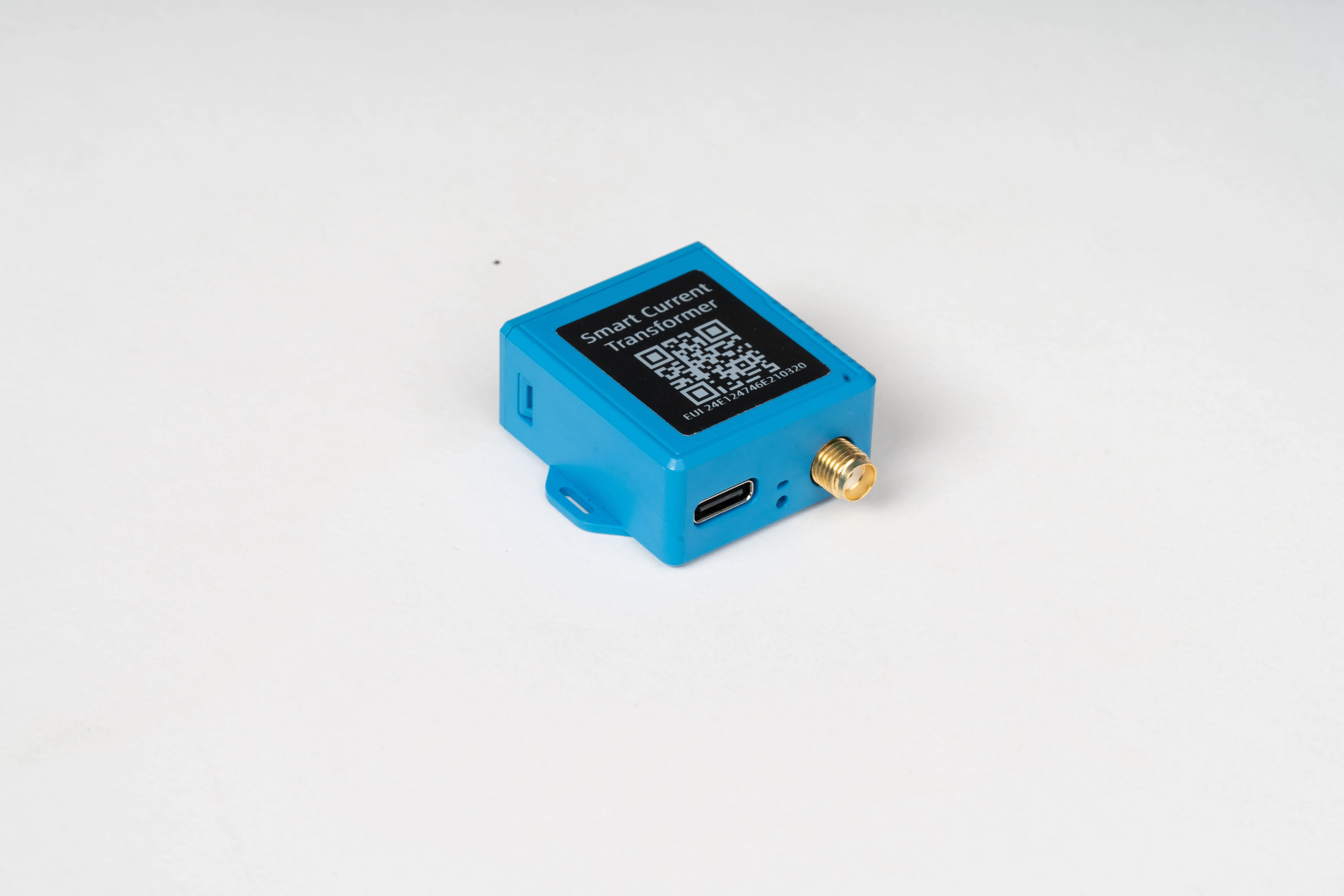 Milesight IoT Smart Current Transformer, CT305-868M LoRaWAN / 500A Milesight IoT Smart Current Transformer, CT305-868M LoRaWAN / 500A