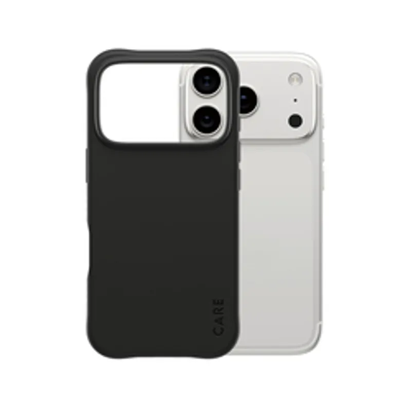 Schwarze matte MagSafe-iPhone-17-Pro-Hülle CARE Samba mit Kameraausschnitt und vertikalem Schriftzug vor weißem Smartphone.