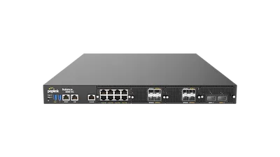 Peplink Balance 5000 EC маршрутизатор в стойке с портами Ethernet, SFP и консолью, светодиодными индикаторами и логотипом