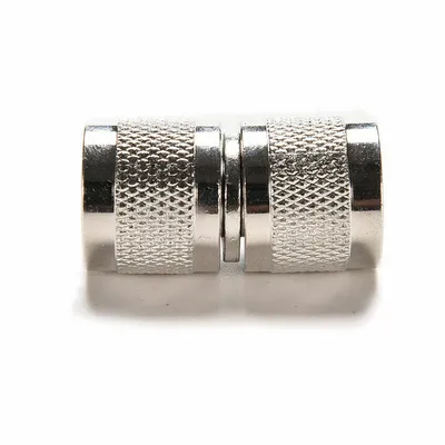 Poynting Antennen Zubehör Adapter A-ADPT-042 N-Type (M) zu N-Type (M), silbernes Metallteil mit strukturierten Griffzonen Poynting Antennen Zubehör Adapter A-ADPT-042 N-Type (M) zu N-Type (M), silbernes Metallteil mit strukturierten Griffzonen