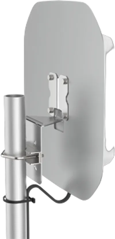 Poynting · Antennen · LTE/GSM · Mast/Wand · A-XPOL-0016 · weiß · SMA (M) · 8dbi Cross Polarised Flatpatch · SMA - Male · 5m