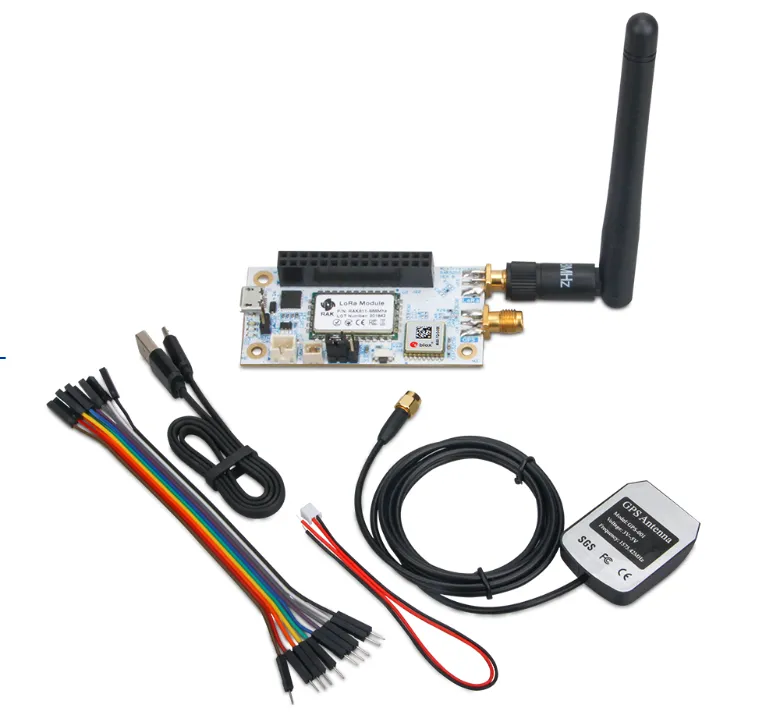 Синяя плата трекера RAK Wireless RAK5205-1 SMA с черной антенной и аксессуарами