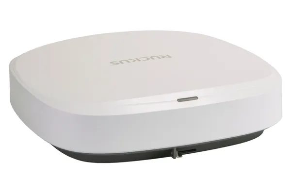 RUCKUS Networks wireless ap • wifi7 • 4x4 • indoor • 10gbe • r770 • unleashed • 1 radio ble/zigbee + 1x usb • beamflex+