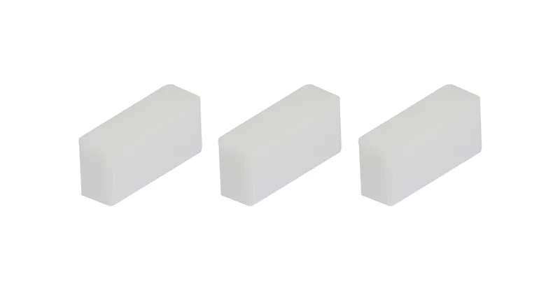 Shelly Zubehör 3er-Set Ausgleich-Adapter für Shelly DW-BLU Sensor drei weiße 15mm-Plastikabstandshalter nebeneinander auf