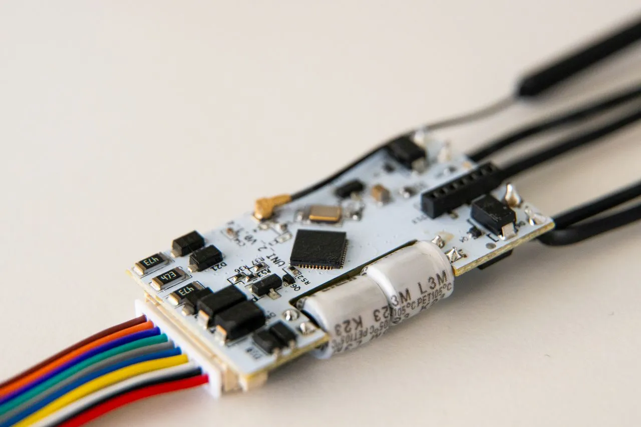 Shelly · Unterputz · "Plus Uni" · Universalmodul · Messfunktion · WLAN Shelly · Unterputz · "Plus Uni" · Universalmodul · Messfunktion · WLAN