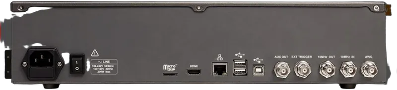 Siglent SDS6204L Digitales Speicheroszilloskop / Das SDS6204L ist ein Speicheroszilloskop bietet eine Bandbreite von 2 GHz, sowie 4 analoge Kanäle und 16 digitale Kanäle