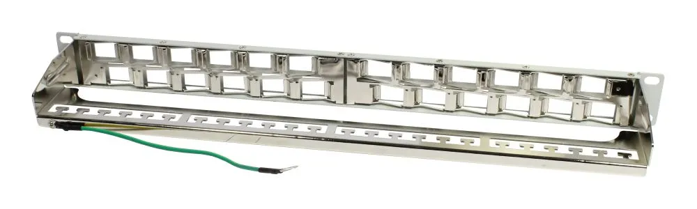 Patch Panel 24xTP,CAT6A, incl.Keystone Slim-line/Komponent getestet, 19", 1HE(t 96mm) 45Grad Schrägauslass, Lichtgrau, Synergy 21