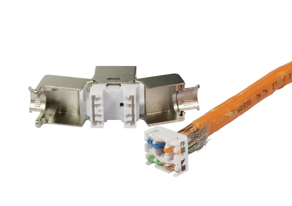 Patch Panel 24xTP,CAT6A, incl.Keystone Slim-line/Komponent getestet, 19", 1HE(t 96mm) 45Grad Schrägauslass, Lichtgrau, Synergy 21