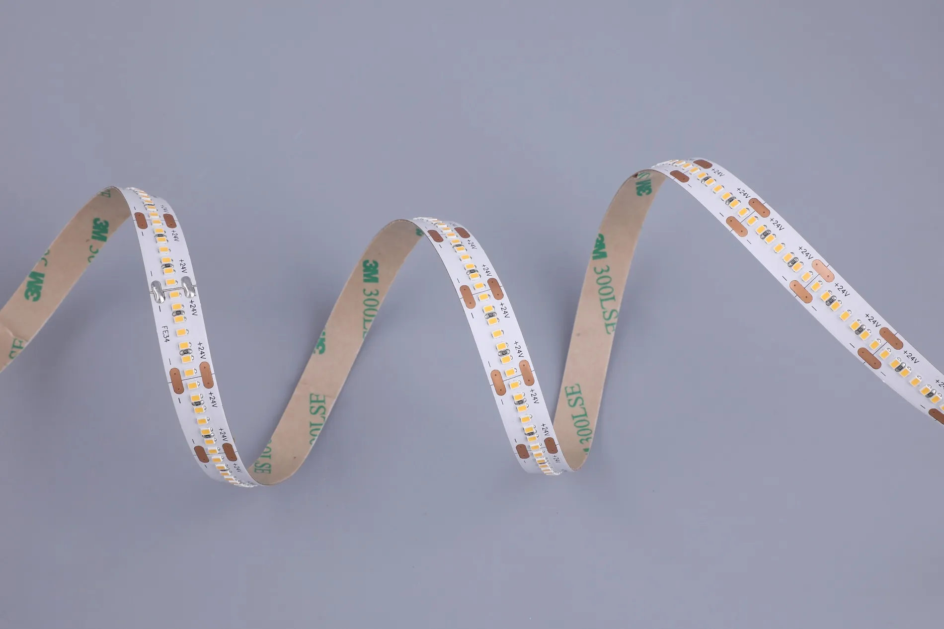 Synergy 21 LED Flex Strip 2216 - 140 WW DC24V 72W IP67 CRI>90 Synergy 21 LED Flex Strip 2216 - 140 WW DC24V 72W IP67 CRI>90