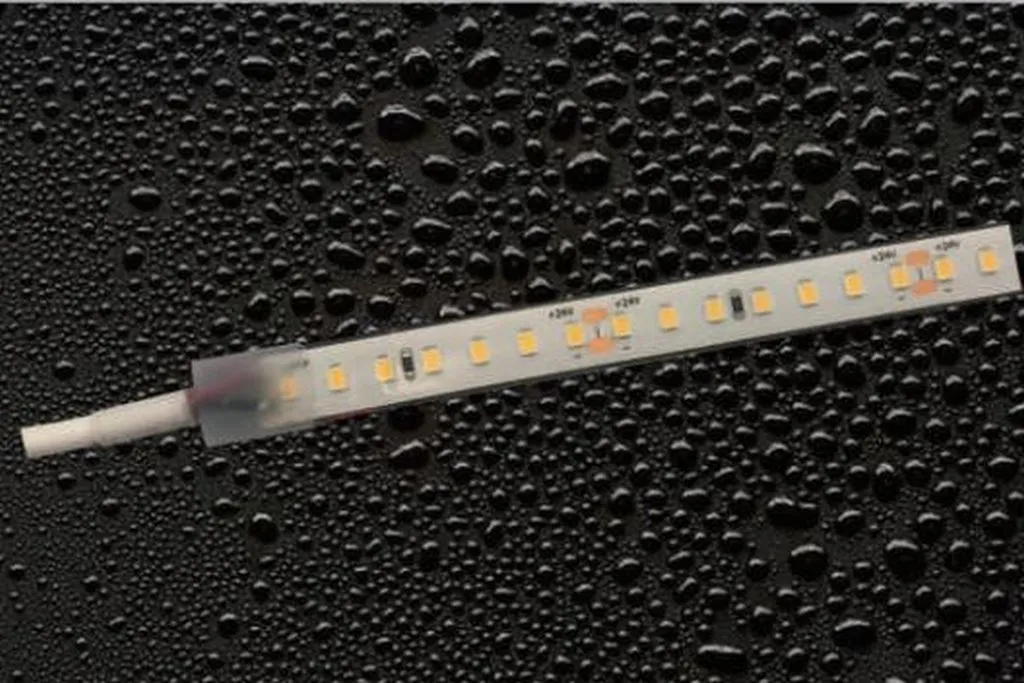 Synergy 21 LED Flex Strip 2835 - 140 SWW DC24V 75W IP68 CRI>90 Synergy 21 LED Flex Strip 2835 - 140 SWW DC24V 75W IP68 CRI>90