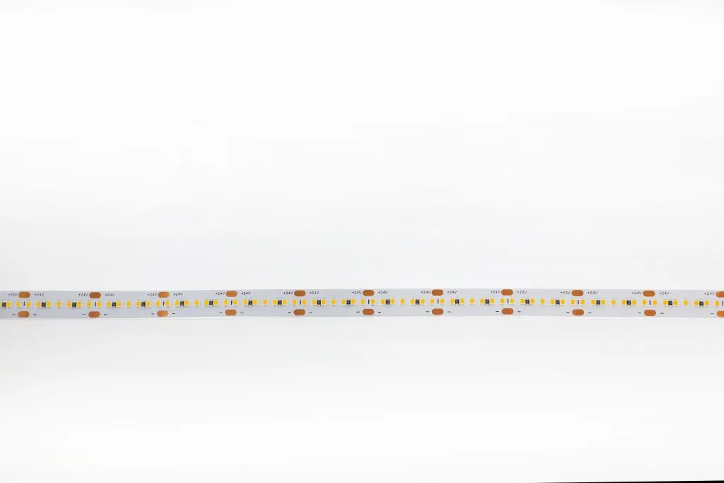 Гибкая светодиодная лента Synergy 21 LED Flex Strip 280 SWW DC24V 96W HE IP20 с жёлтыми SMD-светодиодами и контактными Гибкая светодиодная лента Synergy 21 LED Flex Strip 280 SWW DC24V 96W HE IP20 с жёлтыми SMD-светодиодами и контактными